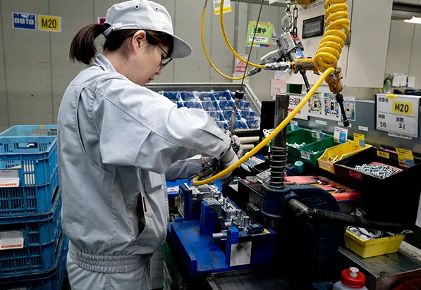 部品加工事業